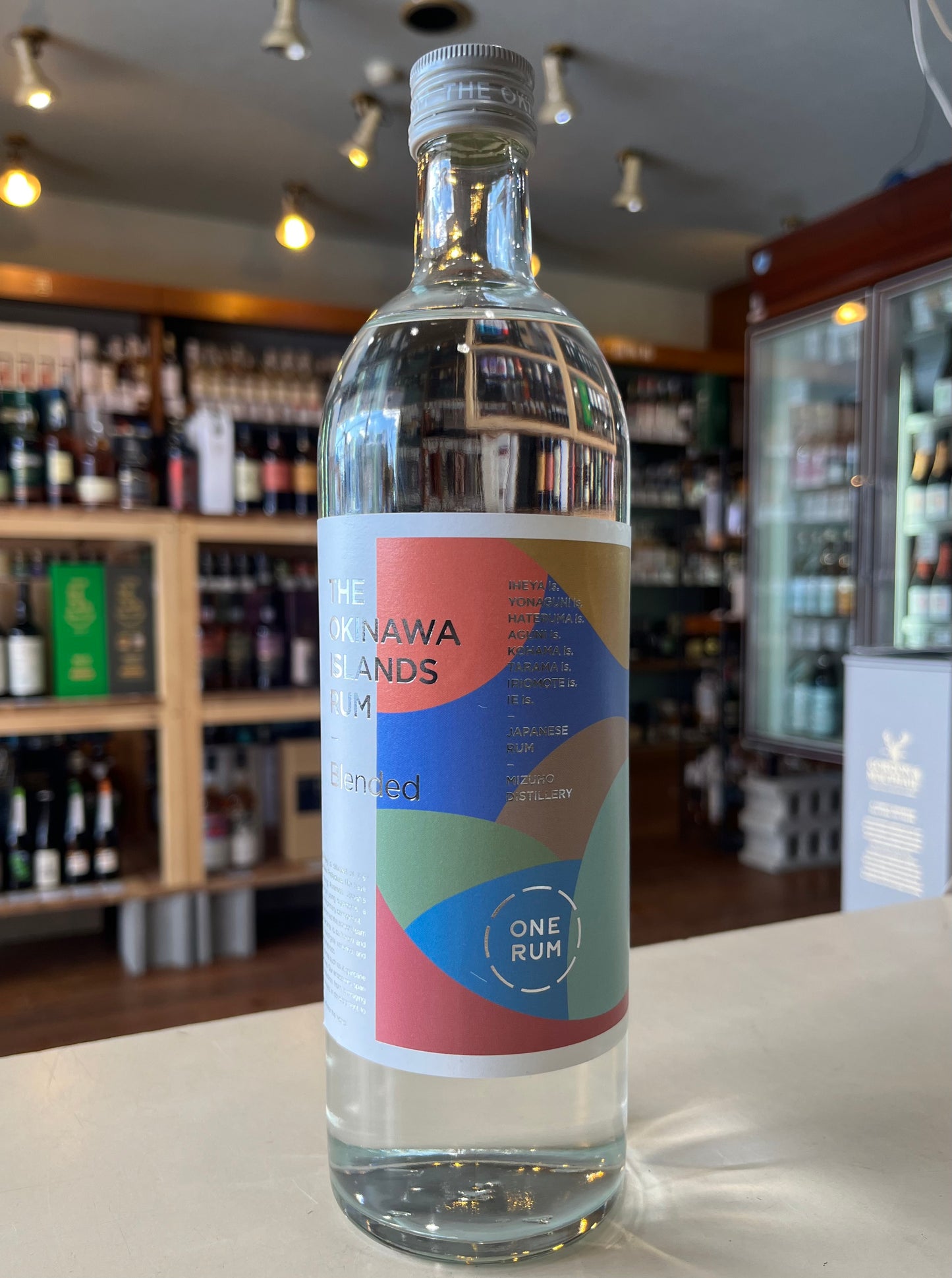 THE OKINAWA ISLANDS RUM ザ オキナワ アイランズ ラム