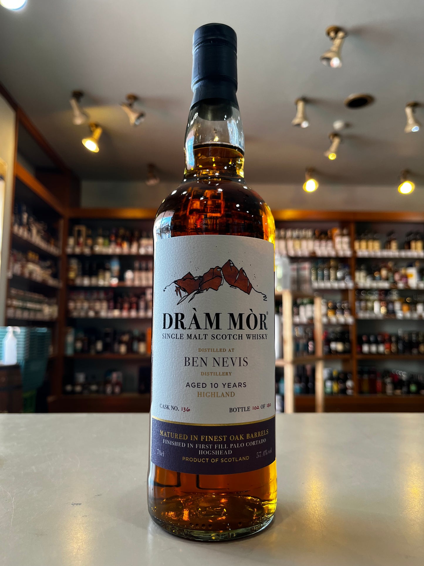 Dràm Mòr BEN NEVIS AGED 10 YEARS 1st FILL PALO CORTADO HOGSHEAD ドラムモール ベンネヴィス 2013 10年 1STフィルパロコルタードホグスヘッド#136