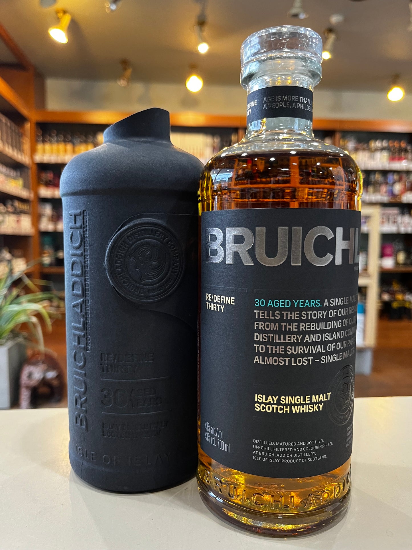 ブルイックラディ 30年 BRUICHLADDICH AGED 30 YEARS