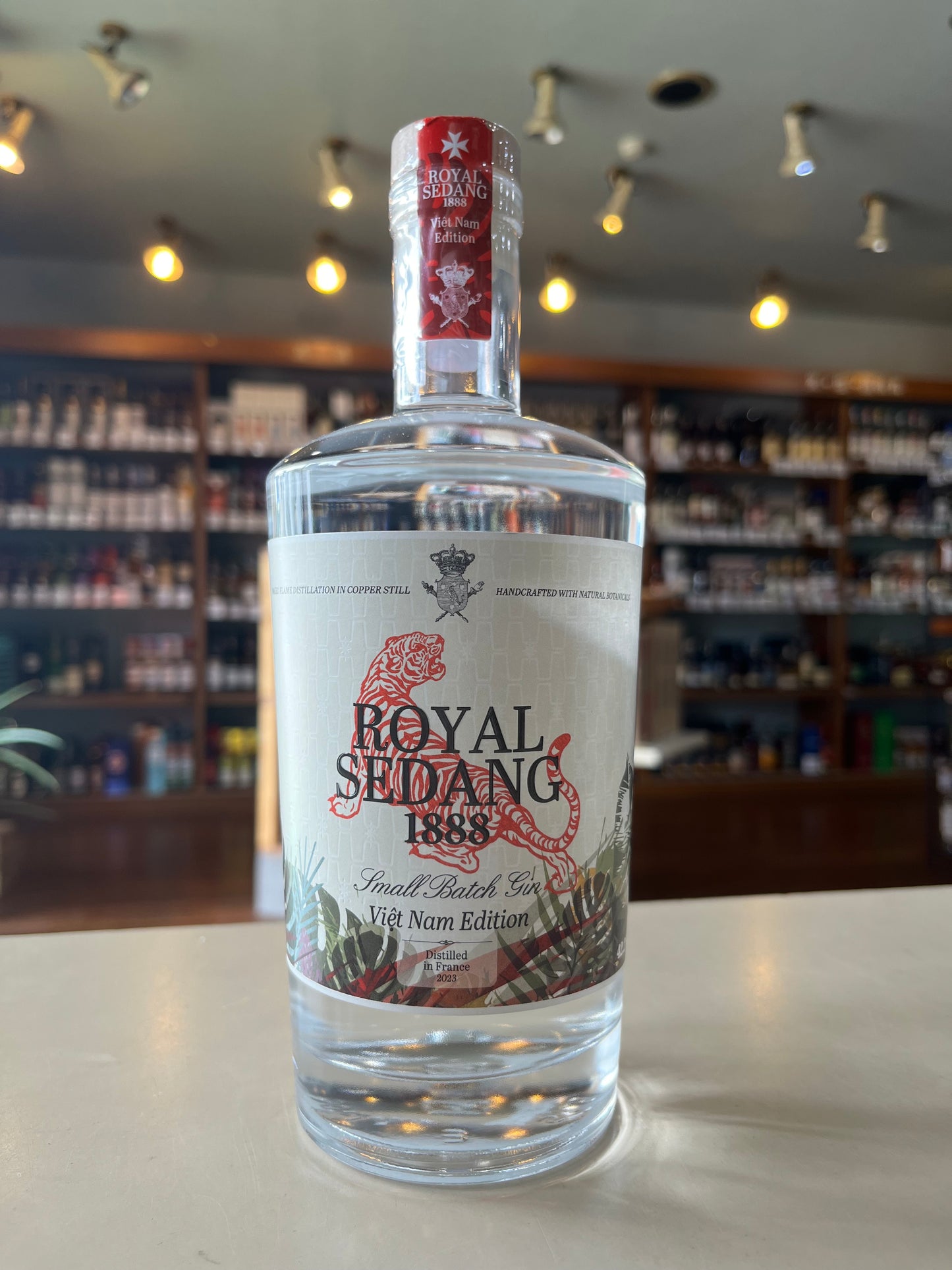 ロイヤルセダン ジン ROYAL SEDANG GIN