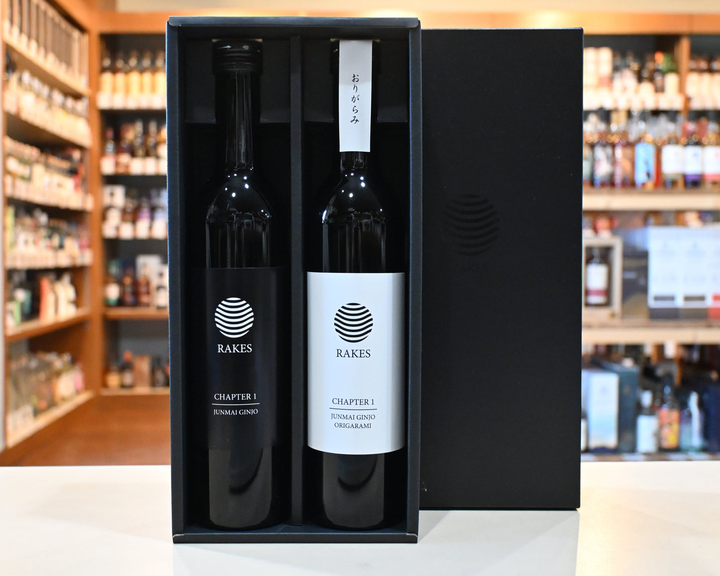 基峰鶴 RAKES‐レイクス‐ 黒【純米吟醸火入れ】&白【純米吟醸おりがらみ生酒】