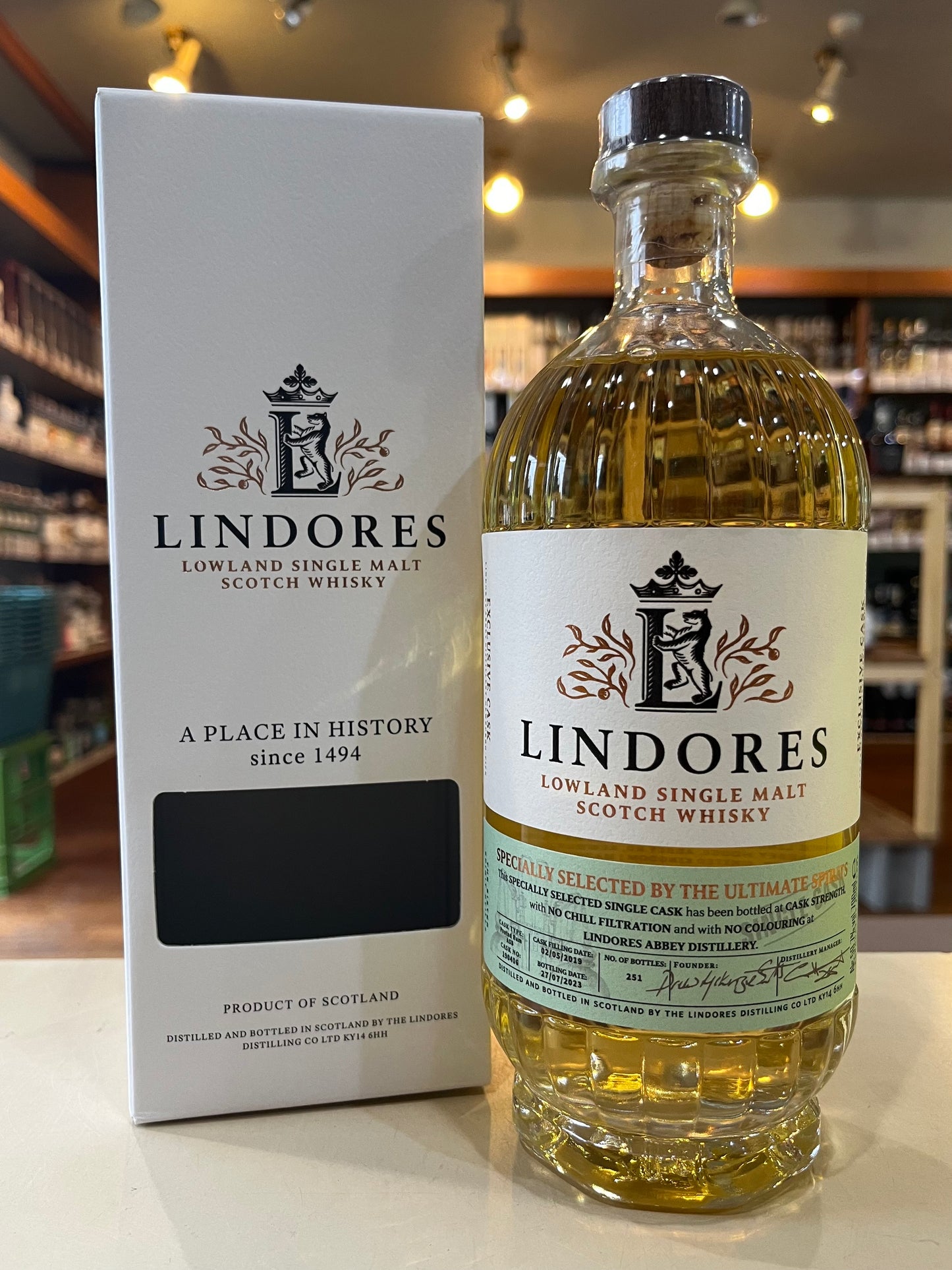 リンドーズ シングルモルト 2019 ピーテッドラムカスク ウルティメイトスピリッツ LINDORES SINGLE MALT 2019Peated Rum for THE ULTIMATE SPIRITS
