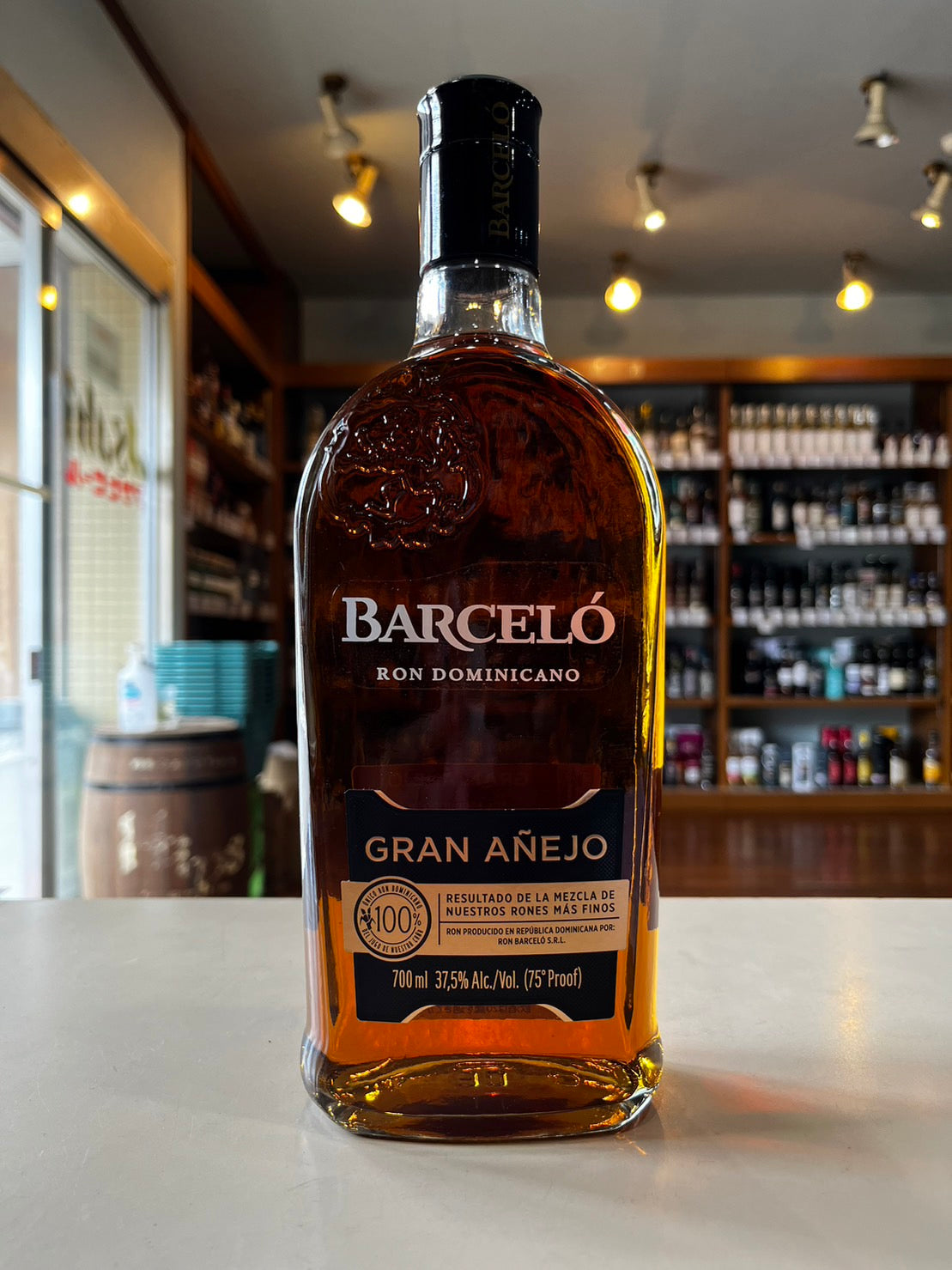 ロン バルセロ グラン アネホ RON BARCELO GRAN ANEJO 37.5％ 700ml