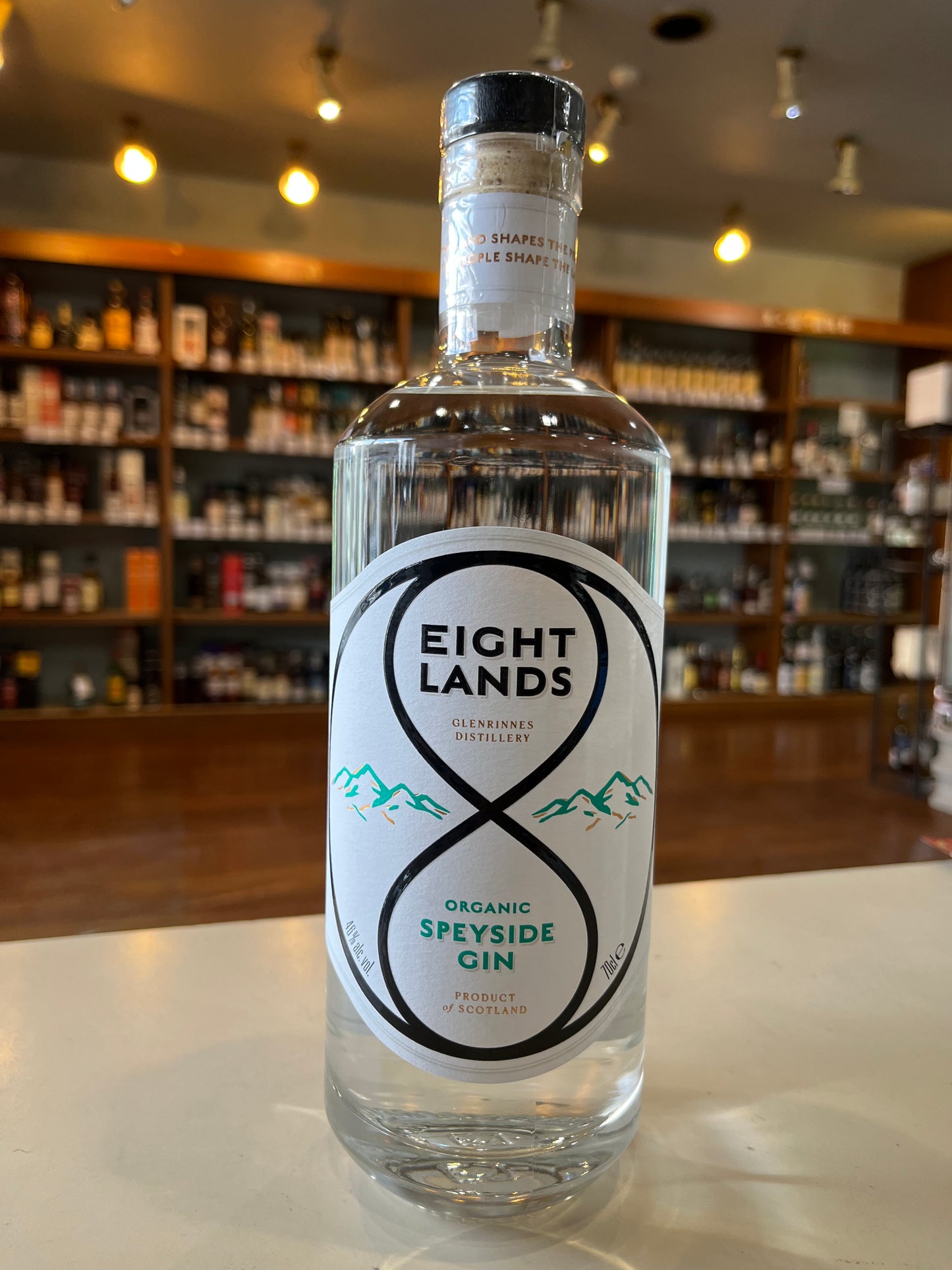 EIGHT LANDS ORGANIC SPEYSIDE GIN エイトランズ オーガニック スペイサイド ジン