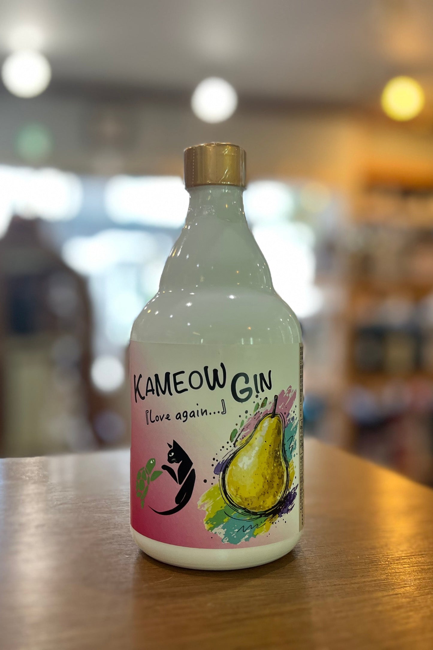 KAMEOW GIN "Love again"（カミャオジン“ラブアゲイン”）