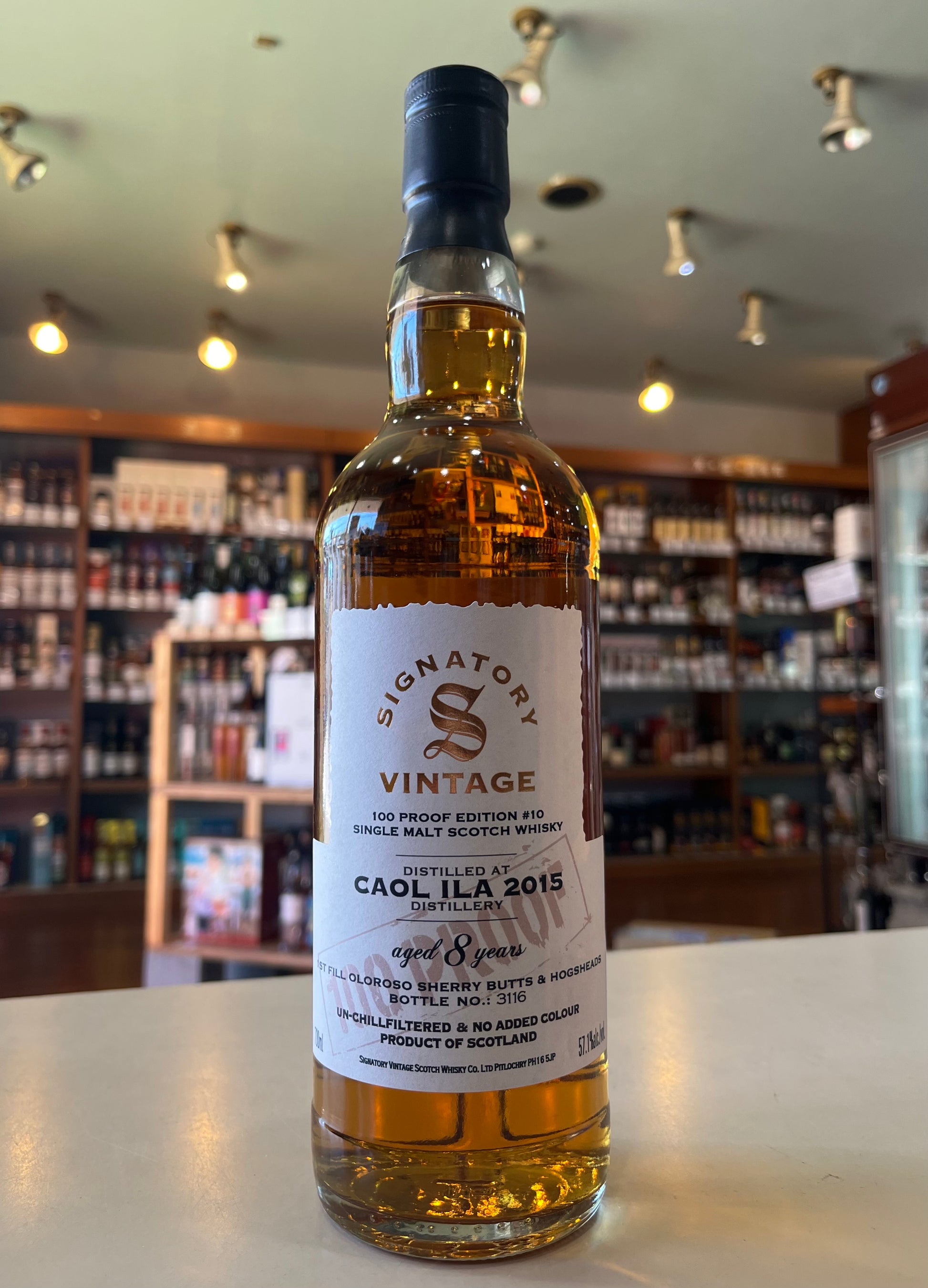 カリラ　2015　8年　100プルーフ　シグナトリーヴィンテージ　CAOL ILA 2015 aged 8 years 100Proof SIGNATORY VINTAGE