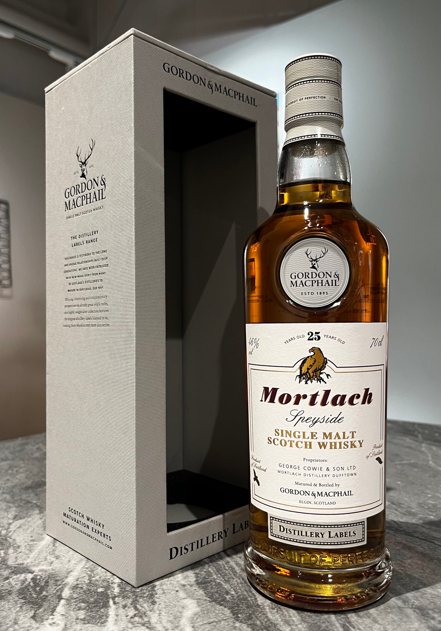 モートラック ２５年 ゴードン＆マクファイル社　ディスティラリーラベル　Mortlach 25 YEARS OLD  GORDON & MACPHAIL DISTILLERY LABELS