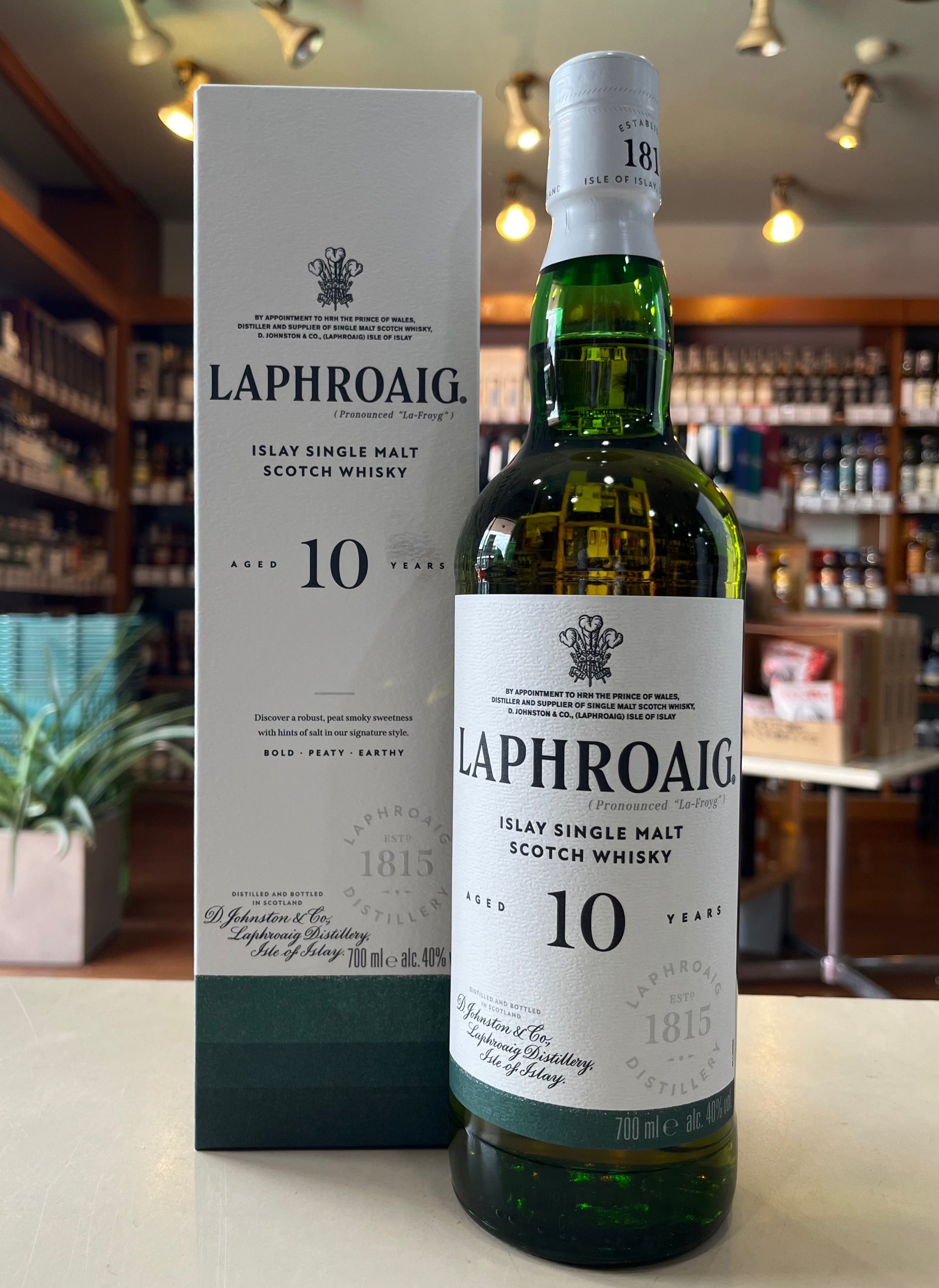 ラフロイグ 10年 LAPHROAIG AGED 10 YEARS