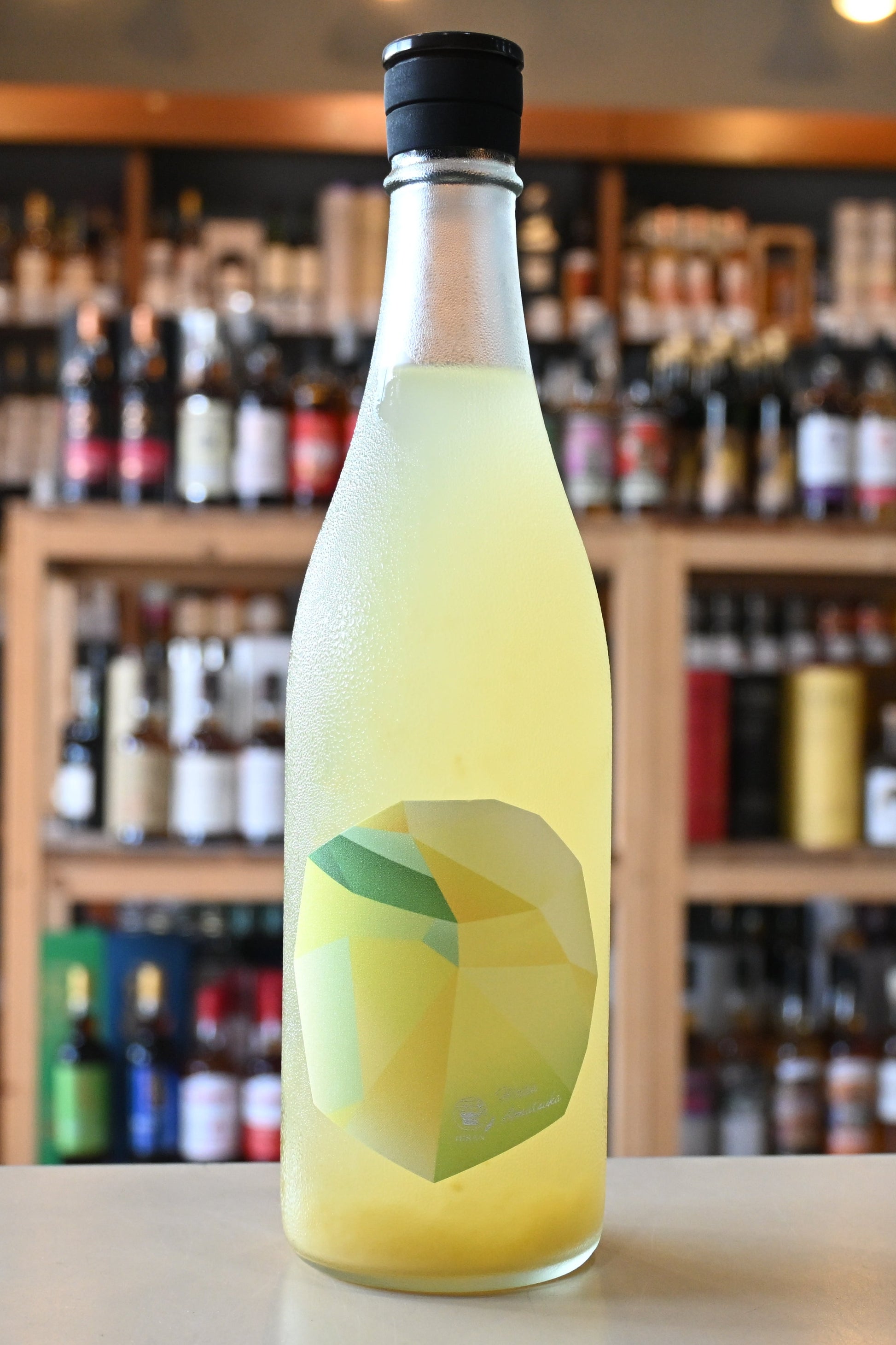 HIRAN 飛鸞 青夏香　リキュール　9％　720ml