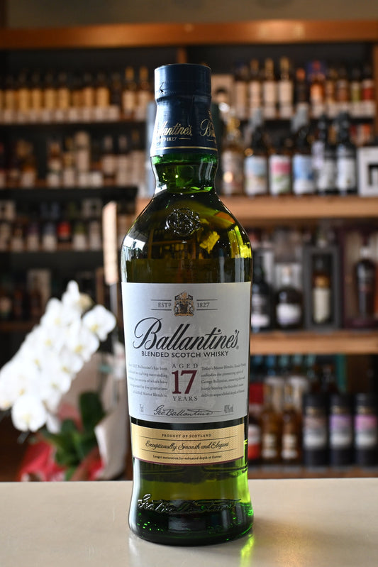 バランタイン 17年 Ballantine's AGED 17 YEARS