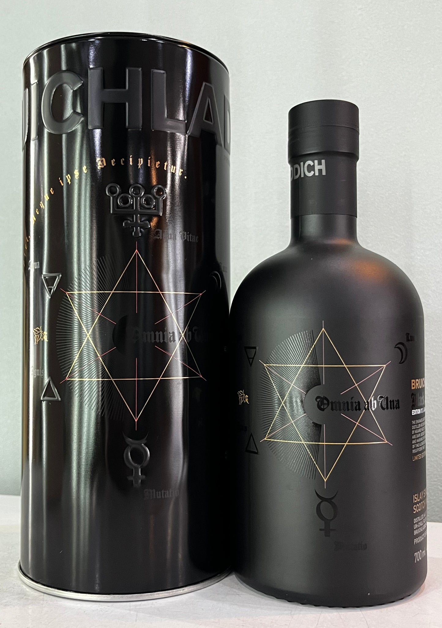 ブルックラディ ブラックアート 24年 エディション　11.1　BRUICHLADDICH BLACK ART 24yo Edition 11.1